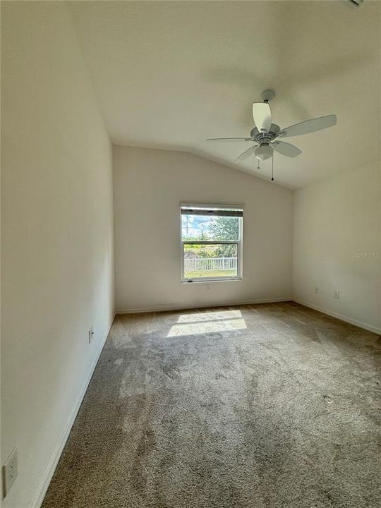 Под контрактом: $299,999 (2 спален, 2 ванн, 1203 Квадратных фут)