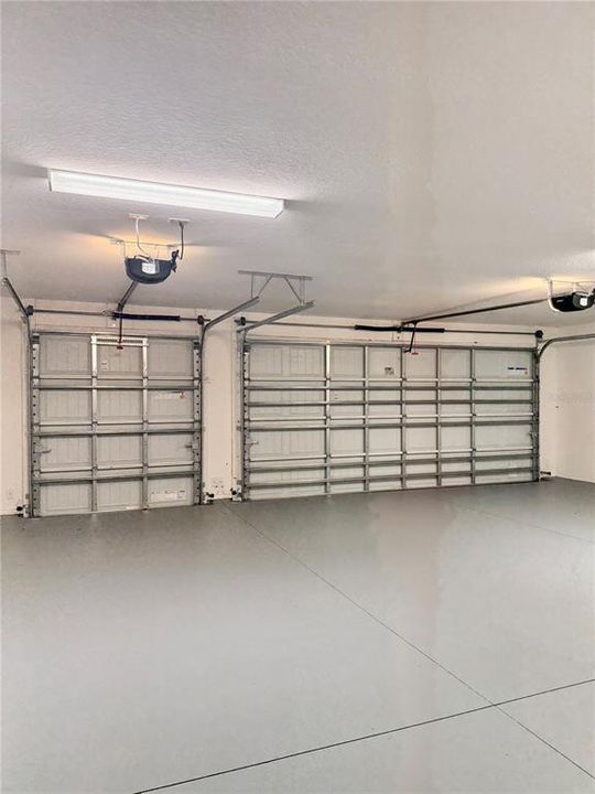 Под контрактом: $299,999 (2 спален, 2 ванн, 1203 Квадратных фут)
