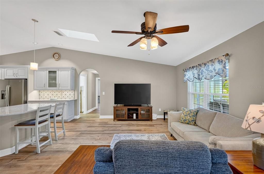 Active With Contract: $539,900 (4 beds, 2 baths, 2090 Square Feet)