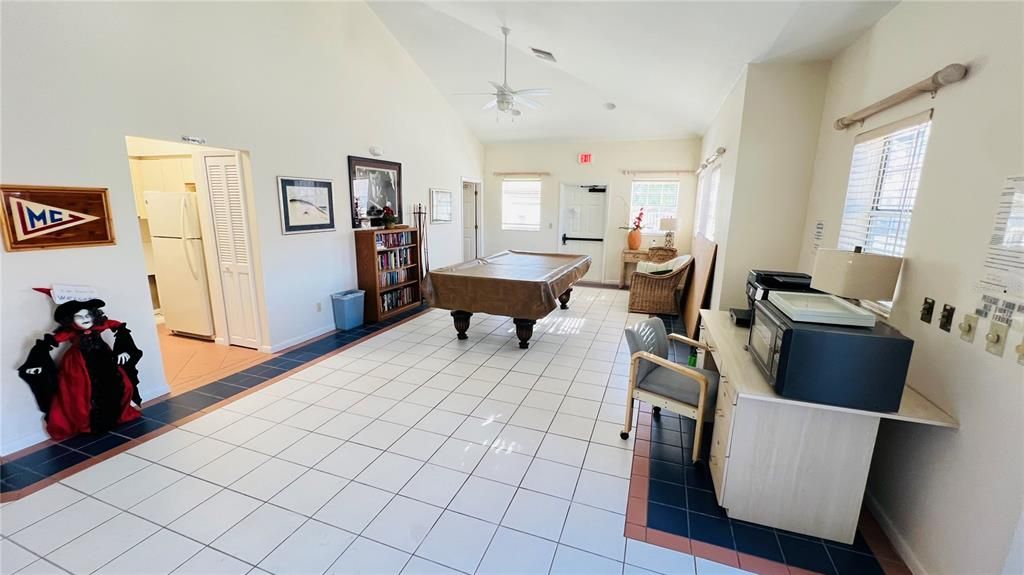 For Rent: $2,400 (3 beds, 2 baths, 1565 Square Feet)