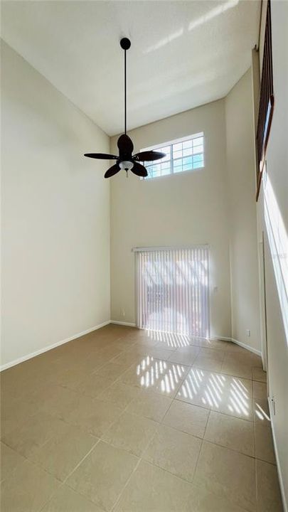 For Rent: $2,400 (3 beds, 2 baths, 1565 Square Feet)
