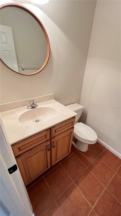 For Rent: $2,400 (3 beds, 2 baths, 1565 Square Feet)