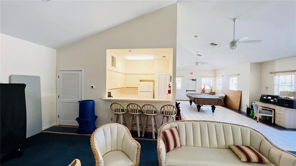 For Rent: $2,400 (3 beds, 2 baths, 1565 Square Feet)