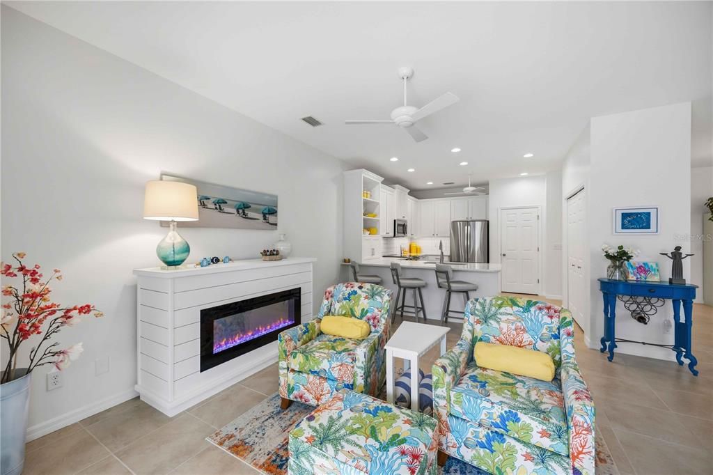 Active With Contract: $433,500 (3 beds, 2 baths, 1806 Square Feet)