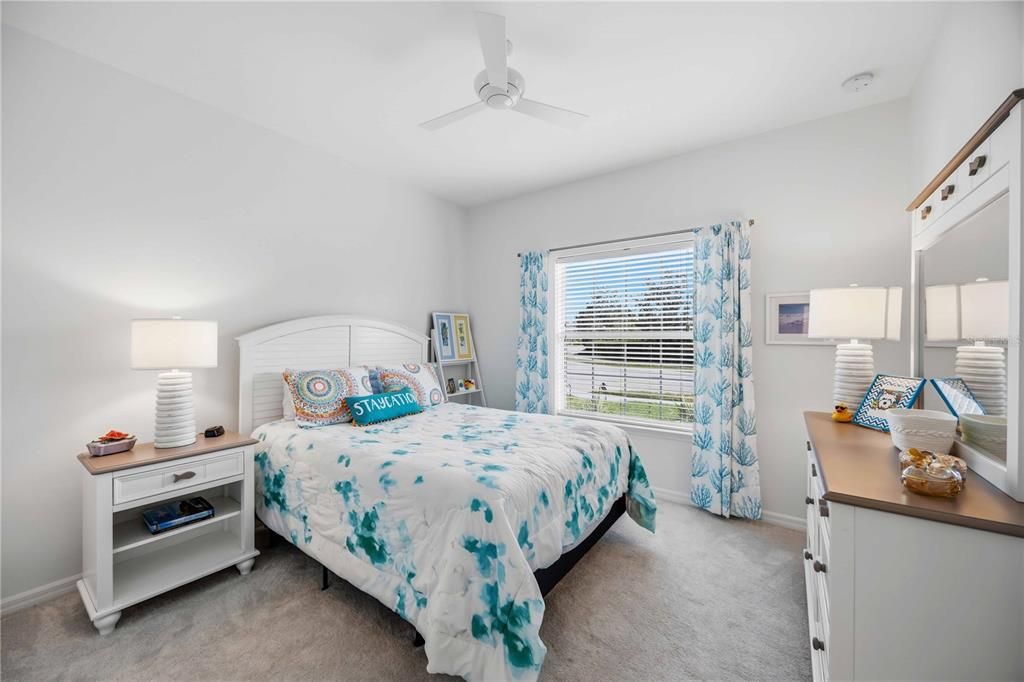 Active With Contract: $433,500 (3 beds, 2 baths, 1806 Square Feet)