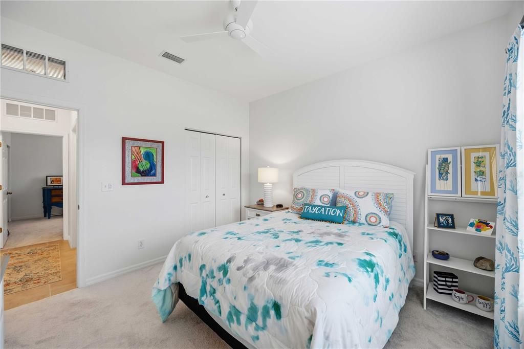 Active With Contract: $433,500 (3 beds, 2 baths, 1806 Square Feet)