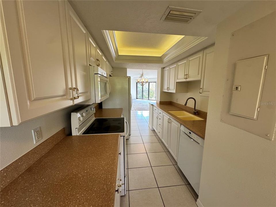 En Venta: $215,000 (2 camas, 2 baños, 1272 Pies cuadrados)