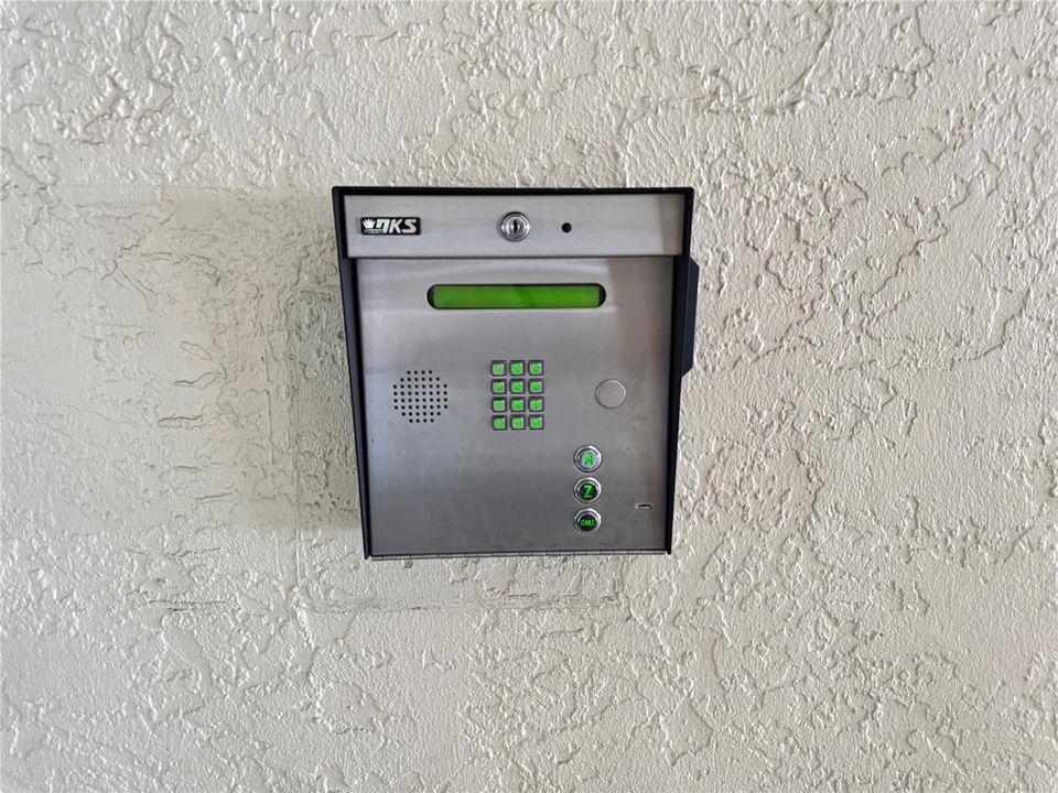 En Venta: $215,000 (2 camas, 2 baños, 1272 Pies cuadrados)