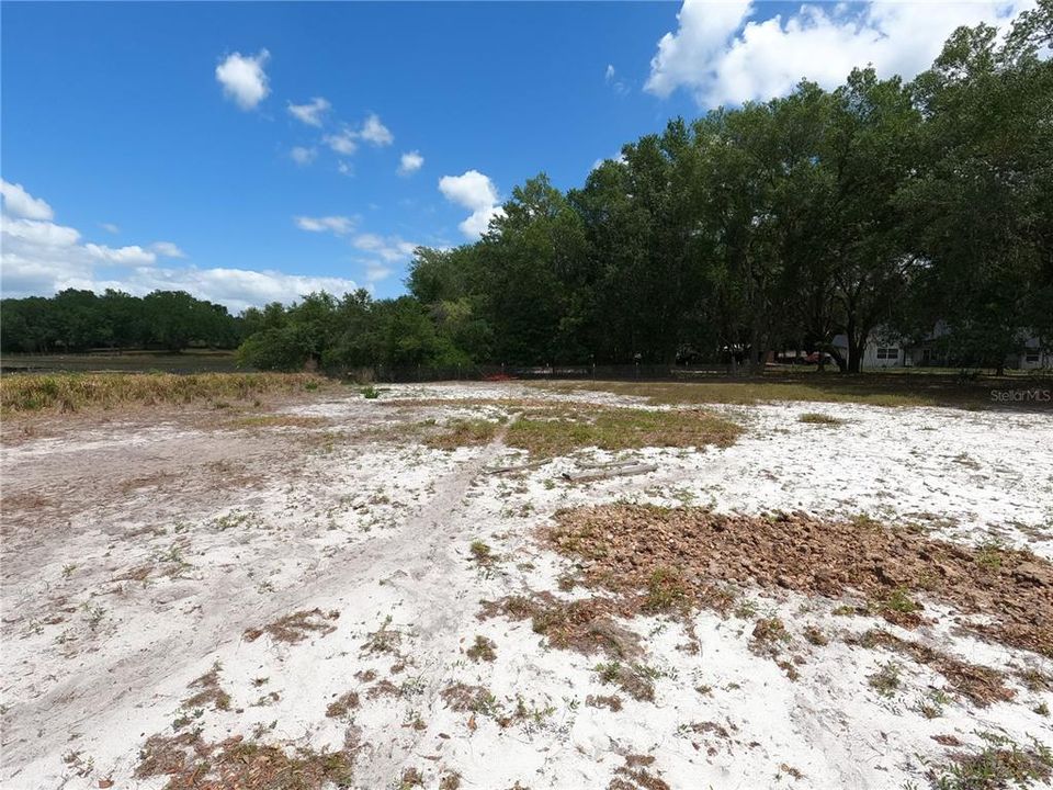 En Venta: $850,000 (11.81 acres)