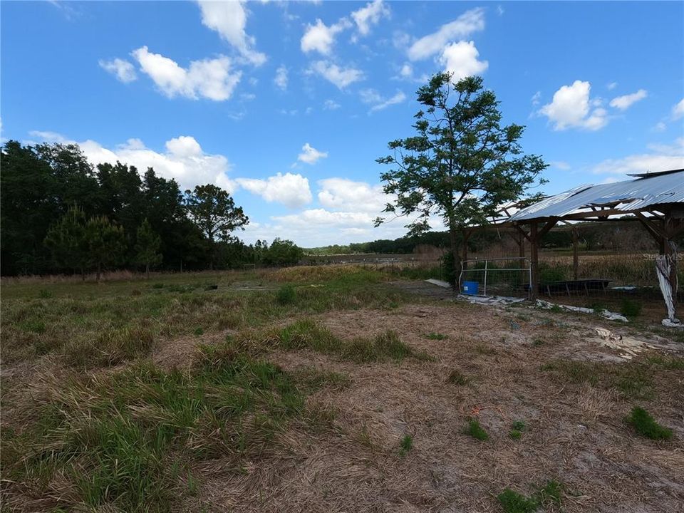 En Venta: $850,000 (11.81 acres)