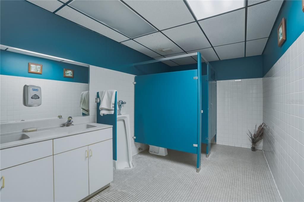 For Sale: $1,200,000 (0 beds, 0 baths, 7599 Square Feet)