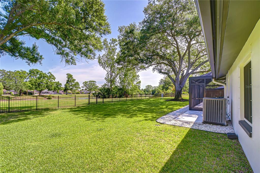 Activo con contrato: $825,000 (4 camas, 3 baños, 2663 Pies cuadrados)