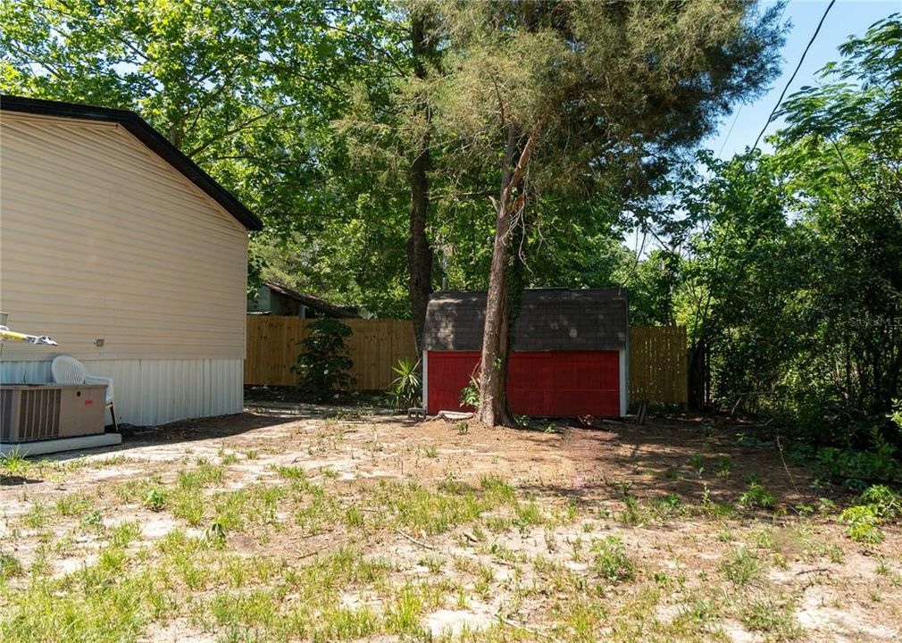 For Sale: $159,900 (3 beds, 2 baths, 960 Square Feet)