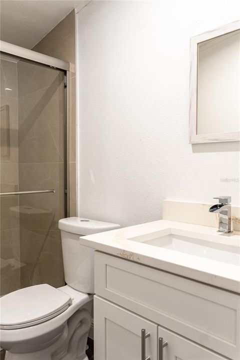 For Sale: $159,900 (3 beds, 2 baths, 960 Square Feet)