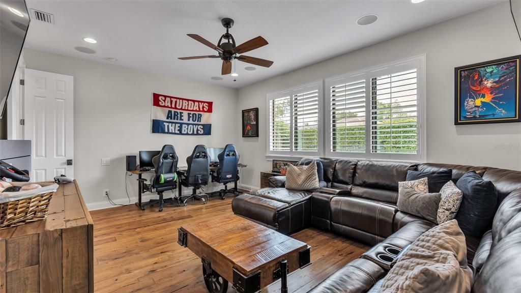 For Sale: $1,295,000 (5 beds, 3 baths, 3551 Square Feet)