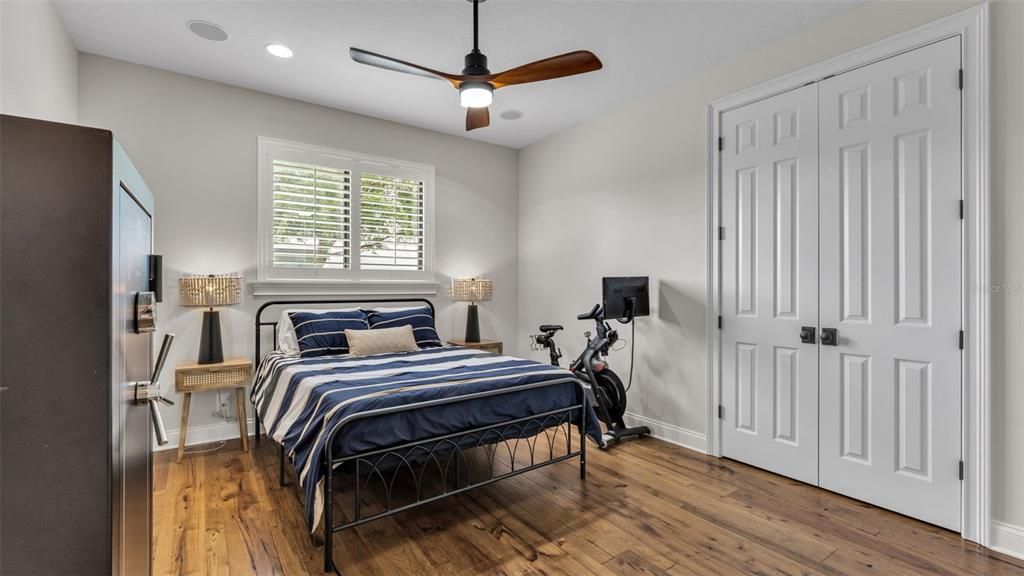 For Sale: $1,295,000 (5 beds, 3 baths, 3551 Square Feet)
