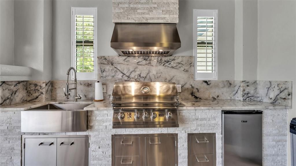 For Sale: $1,295,000 (5 beds, 3 baths, 3551 Square Feet)