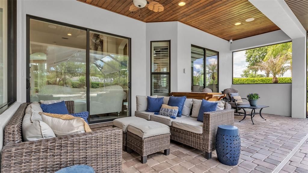 For Sale: $1,295,000 (5 beds, 3 baths, 3551 Square Feet)