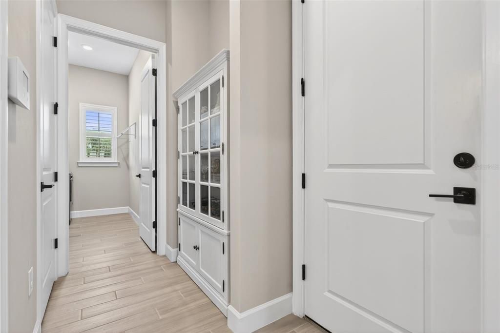 Activo con contrato: $789,900 (3 camas, 2 baños, 2075 Pies cuadrados)