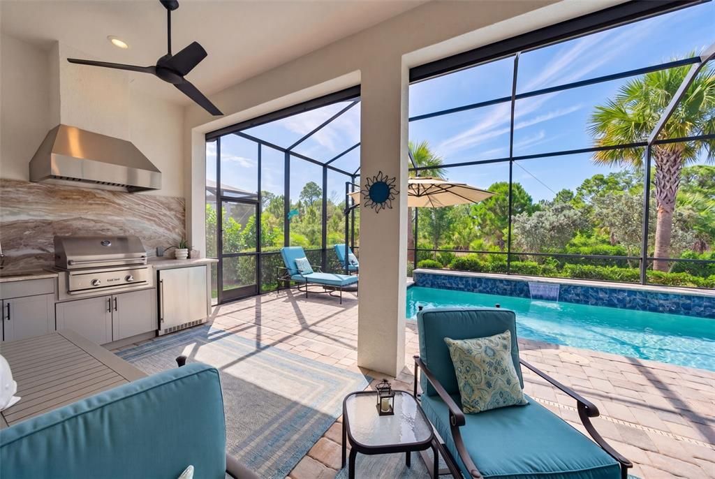 Activo con contrato: $789,900 (3 camas, 2 baños, 2075 Pies cuadrados)