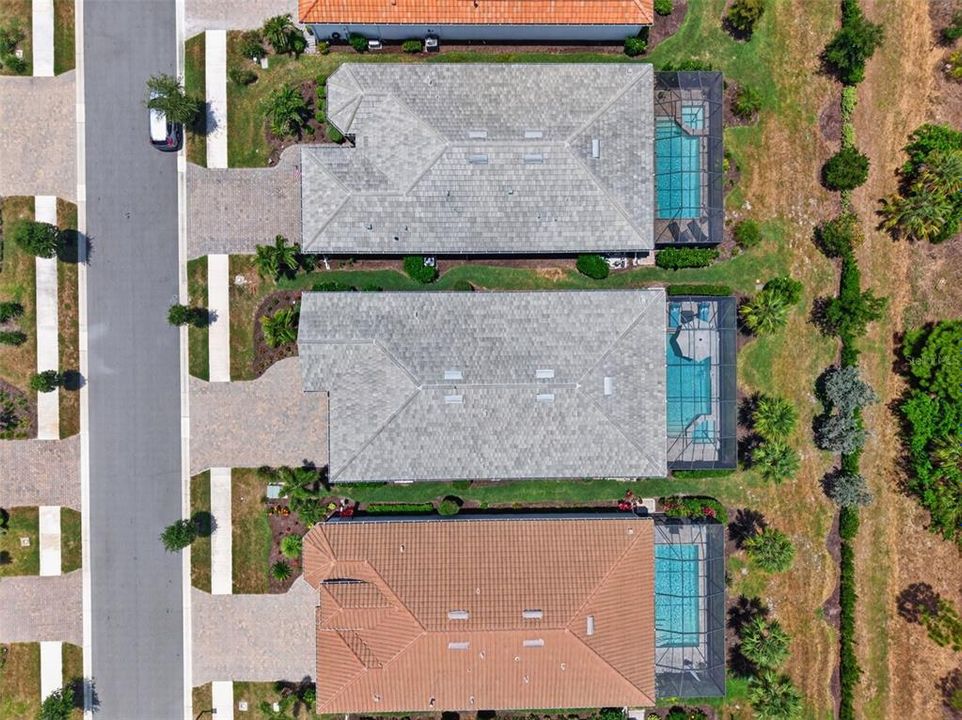 Activo con contrato: $789,900 (3 camas, 2 baños, 2075 Pies cuadrados)