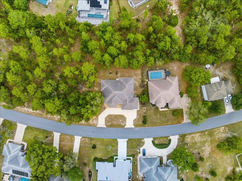 Под контрактом: $389,900 (3 спален, 2 ванн, 2338 Квадратных фут)
