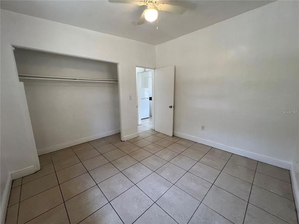 Active With Contract: $214,000 (2 beds, 0 baths, 912 Square Feet)