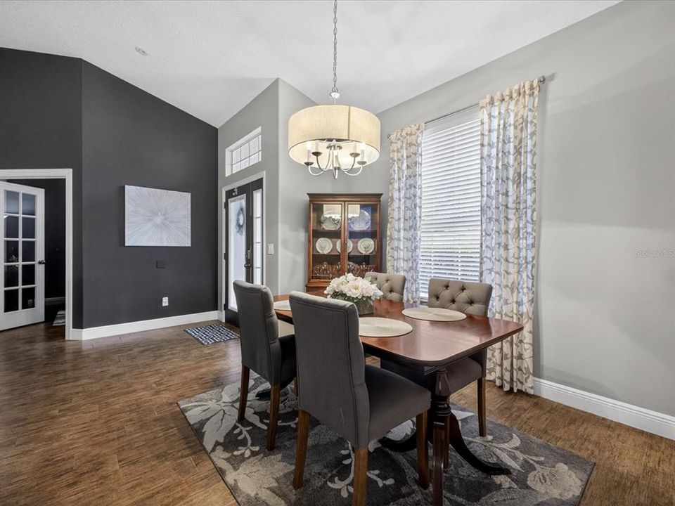 Active With Contract: $515,000 (3 beds, 2 baths, 1995 Square Feet)