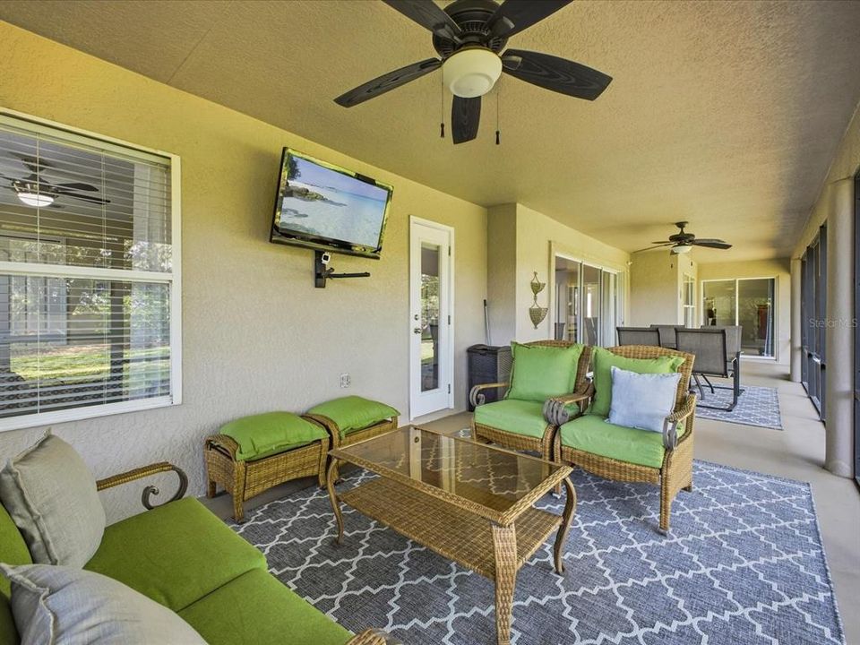 Active With Contract: $515,000 (3 beds, 2 baths, 1995 Square Feet)