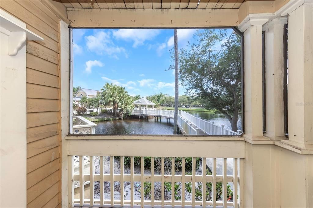 For Sale: $130,000 (1 beds, 1 baths, 685 Square Feet)