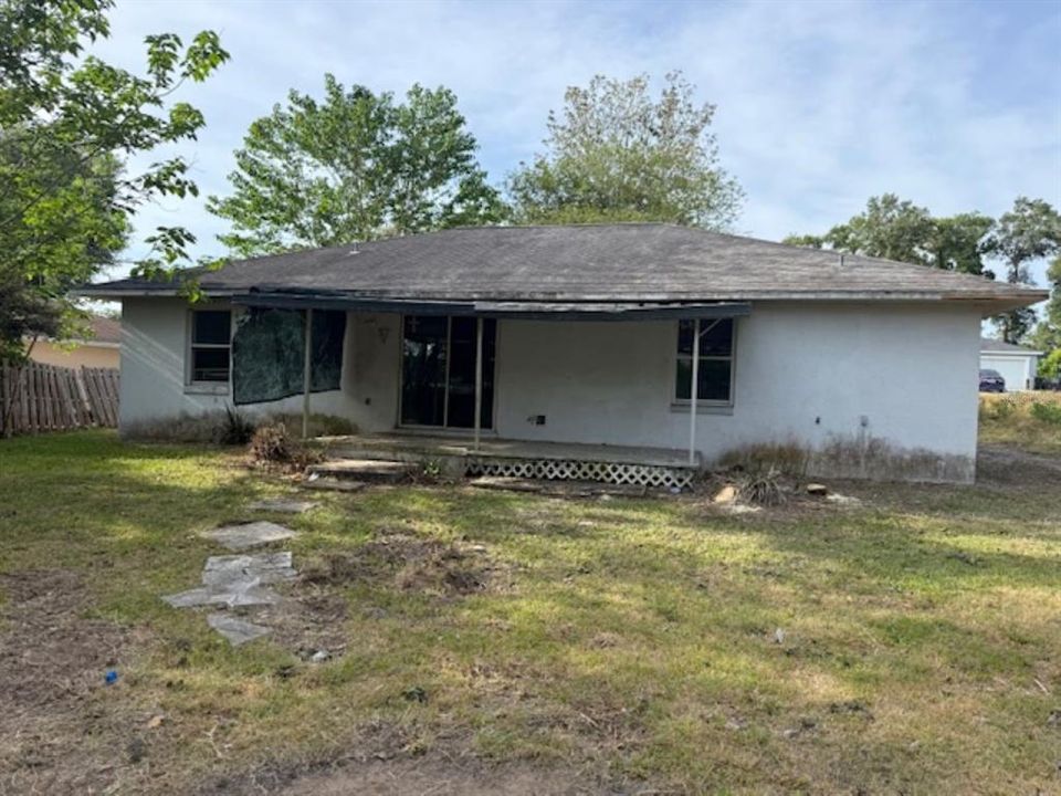 Active With Contract: $124,000 (3 beds, 2 baths, 1156 Square Feet)