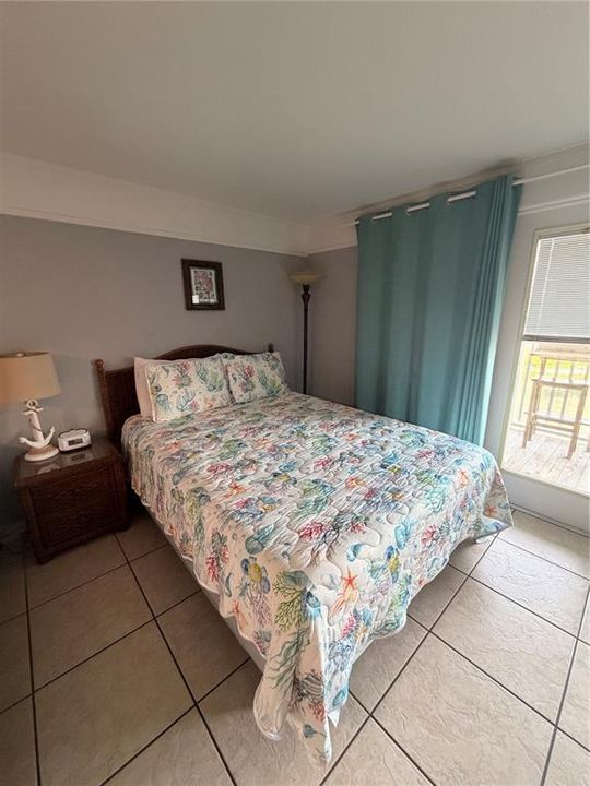 For Sale: $138,900 (1 beds, 1 baths, 480 Square Feet)