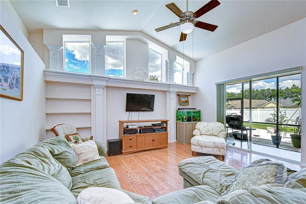 For Sale: $625,000 (4 beds, 3 baths, 3001 Square Feet)