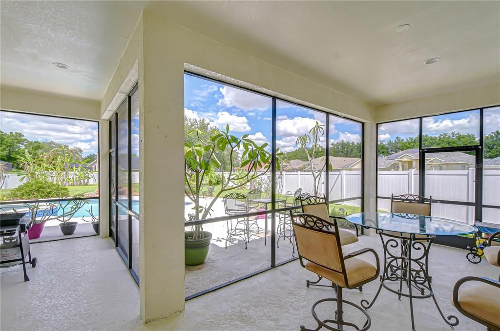 For Sale: $625,000 (4 beds, 3 baths, 3001 Square Feet)