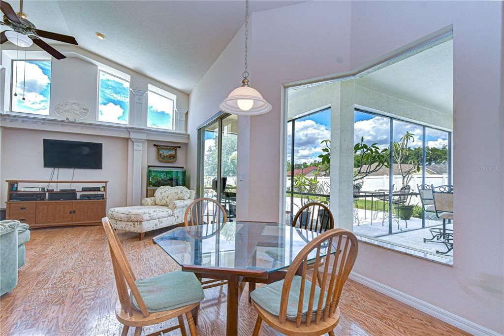 For Sale: $625,000 (4 beds, 3 baths, 3001 Square Feet)