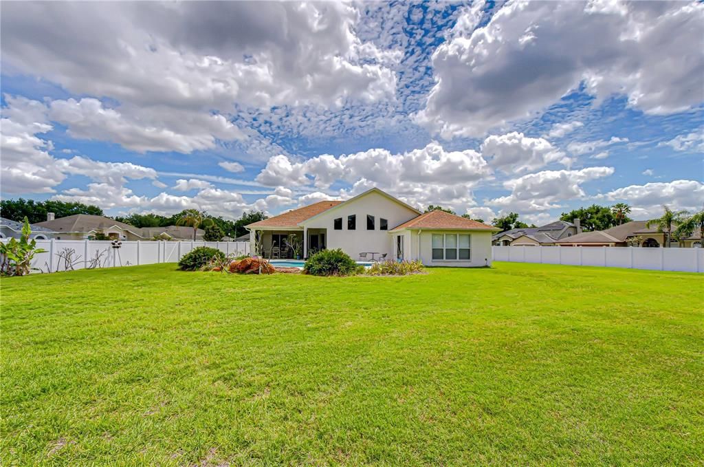 For Sale: $625,000 (4 beds, 3 baths, 3001 Square Feet)