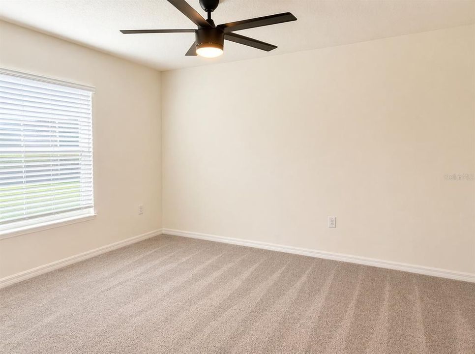 For Rent: $2,250 (3 beds, 2 baths, 1516 Square Feet)