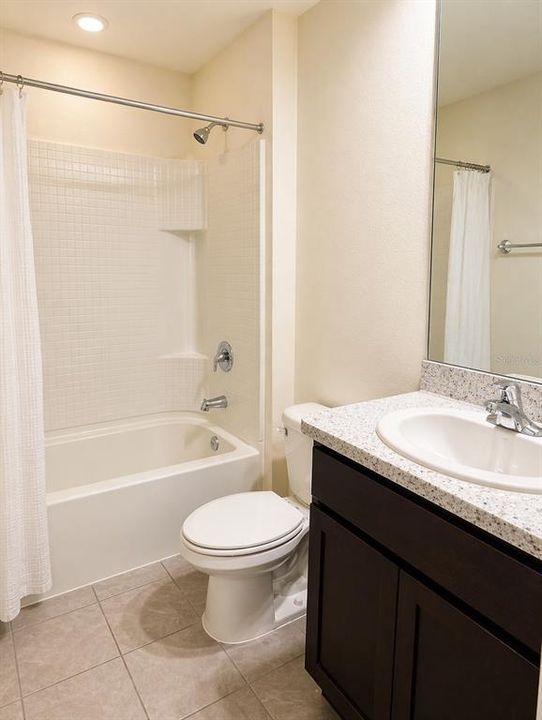 For Rent: $2,250 (3 beds, 2 baths, 1516 Square Feet)