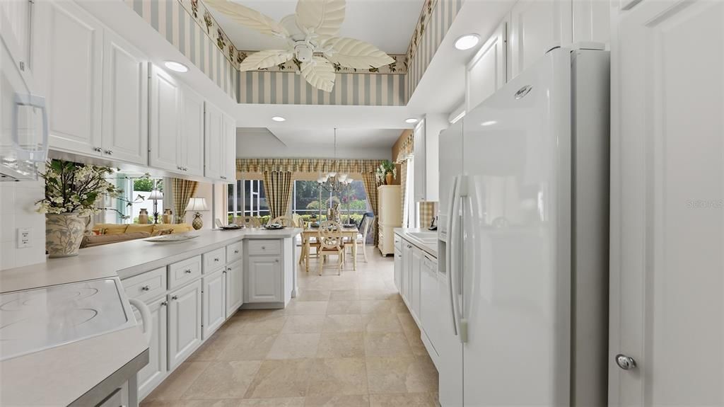 For Sale: $595,500 (3 beds, 3 baths, 2008 Square Feet)
