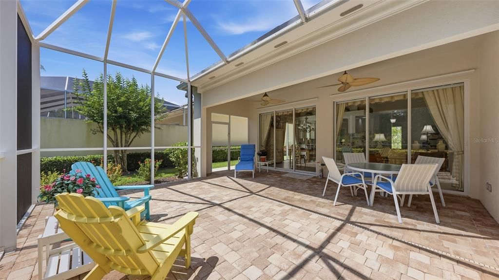 For Sale: $595,500 (3 beds, 3 baths, 2008 Square Feet)