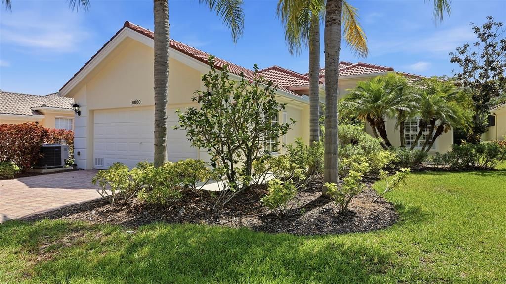 For Sale: $595,500 (3 beds, 3 baths, 2008 Square Feet)