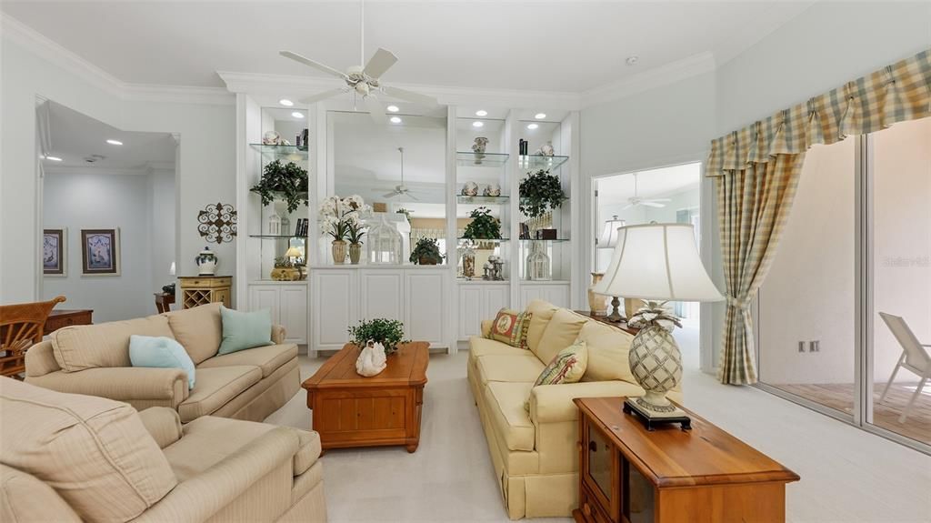 For Sale: $595,500 (3 beds, 3 baths, 2008 Square Feet)