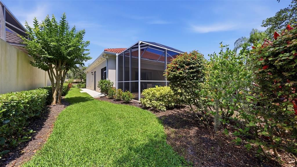 For Sale: $595,500 (3 beds, 3 baths, 2008 Square Feet)