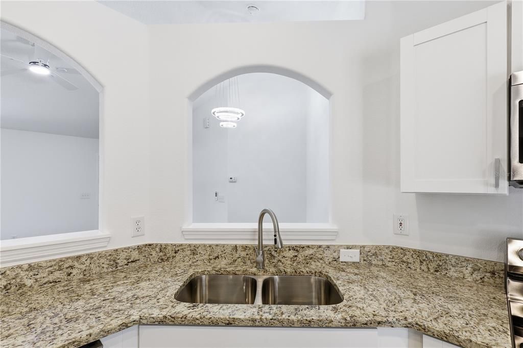 Activo con contrato: $268,990 (3 camas, 2 baños, 1184 Pies cuadrados)
