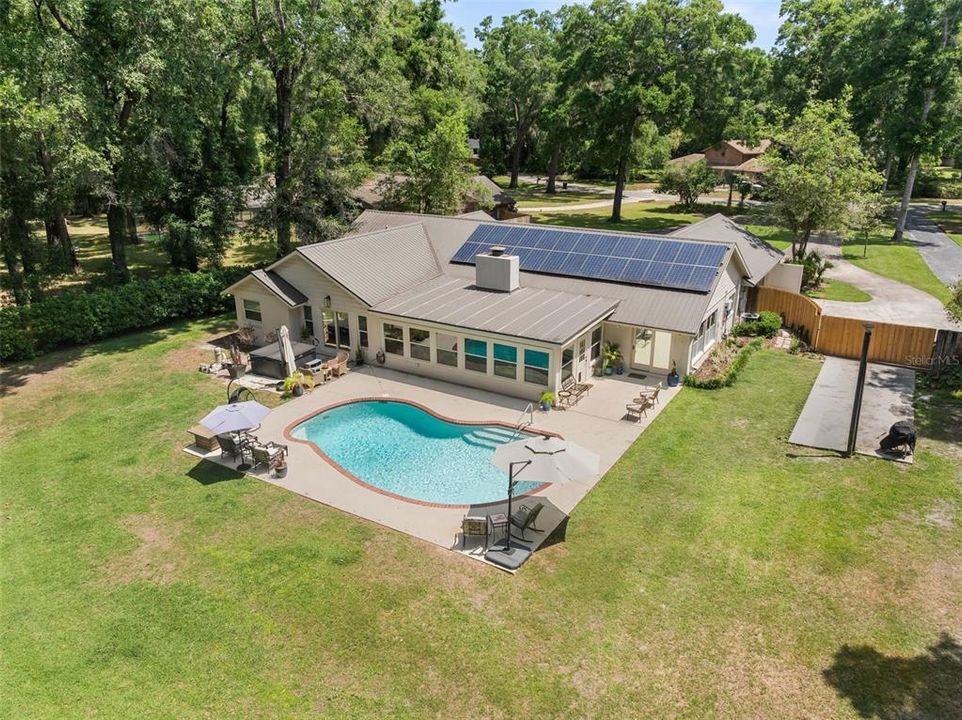 For Sale: $659,000 (4 beds, 2 baths, 3292 Square Feet)
