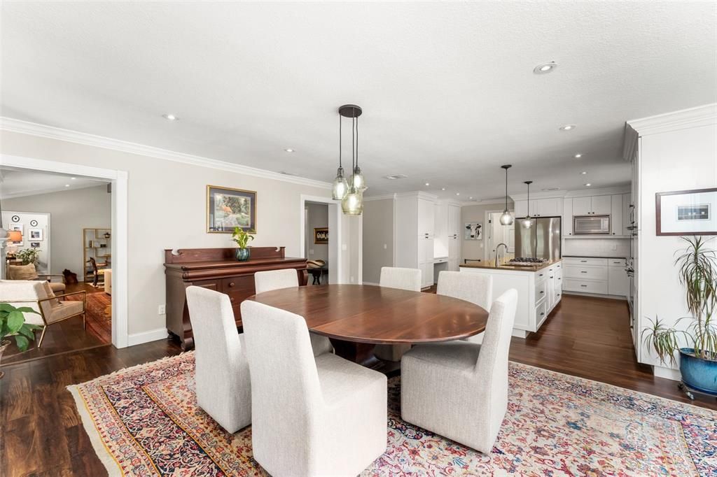 For Sale: $659,000 (4 beds, 2 baths, 3292 Square Feet)