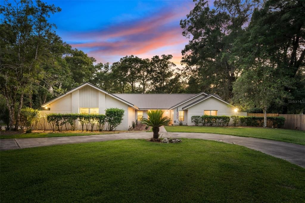 For Sale: $659,000 (4 beds, 2 baths, 3292 Square Feet)