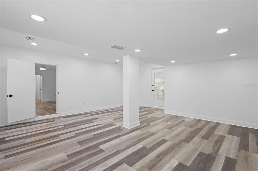 En Venta: $469,900 (6 camas, 3 baños, 2941 Pies cuadrados)