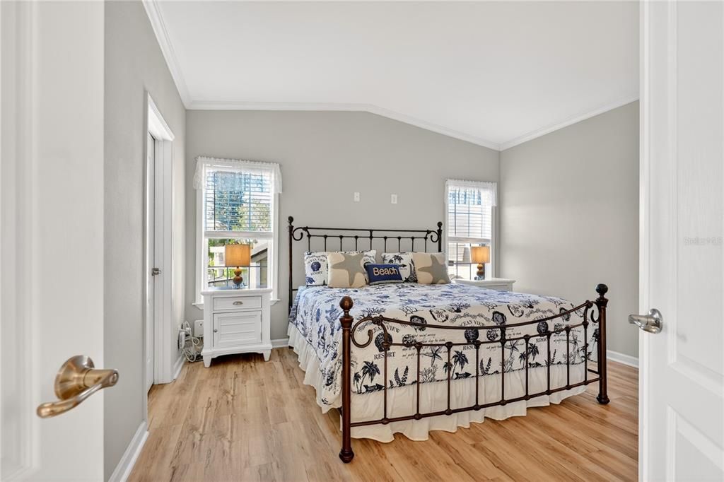 For Sale: $335,000 (3 beds, 2 baths, 1235 Square Feet)