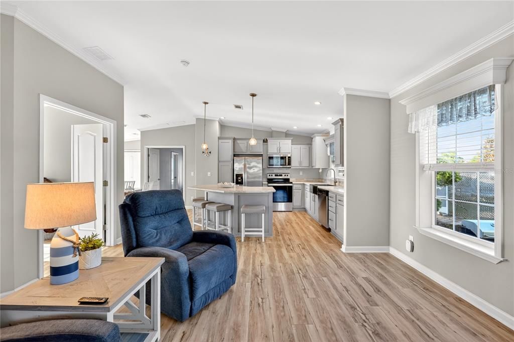 For Sale: $335,000 (3 beds, 2 baths, 1235 Square Feet)